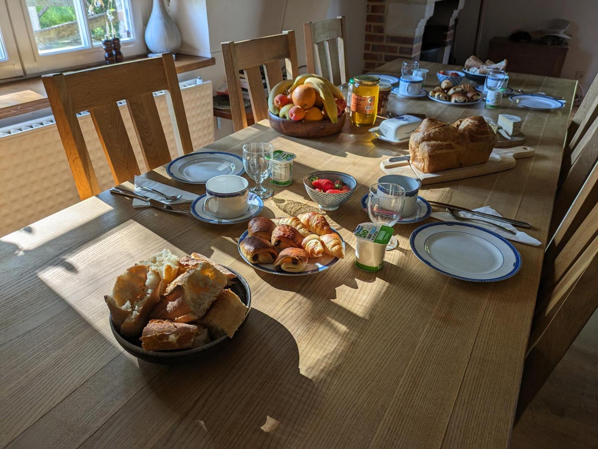 Le Moulin Grenon Bed & Breakfast Mezilles Bagian luar foto